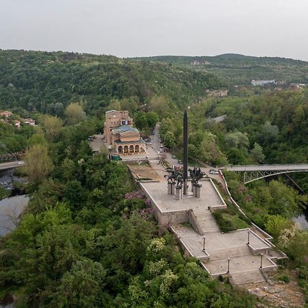 Bobevata Guest House - Floor 2 - Stunning View Old Town Veliko Tŭrnovo Exterior photo