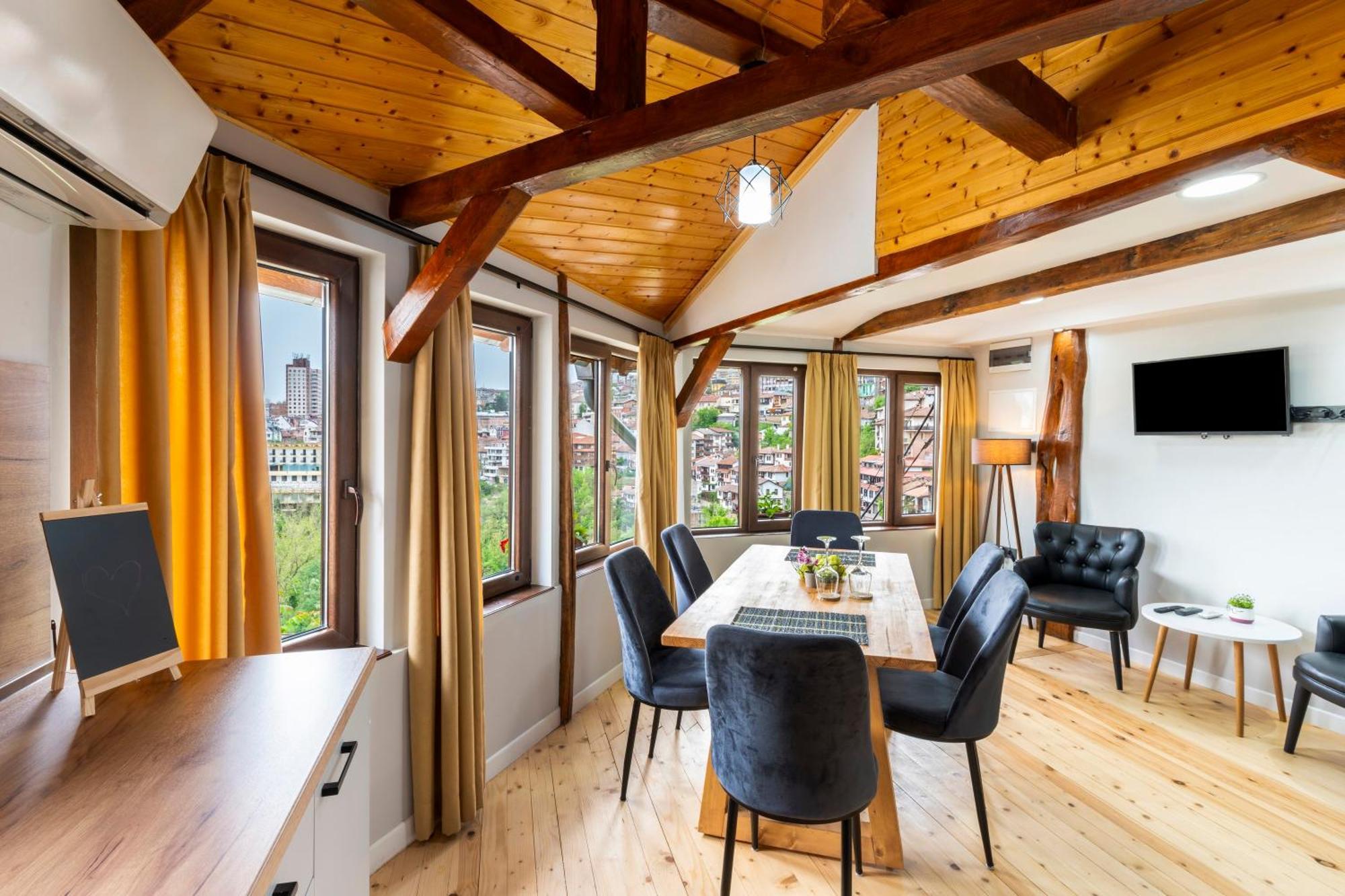 Bobevata Guest House - Floor 2 - Stunning View Old Town Veliko Tŭrnovo Exterior photo